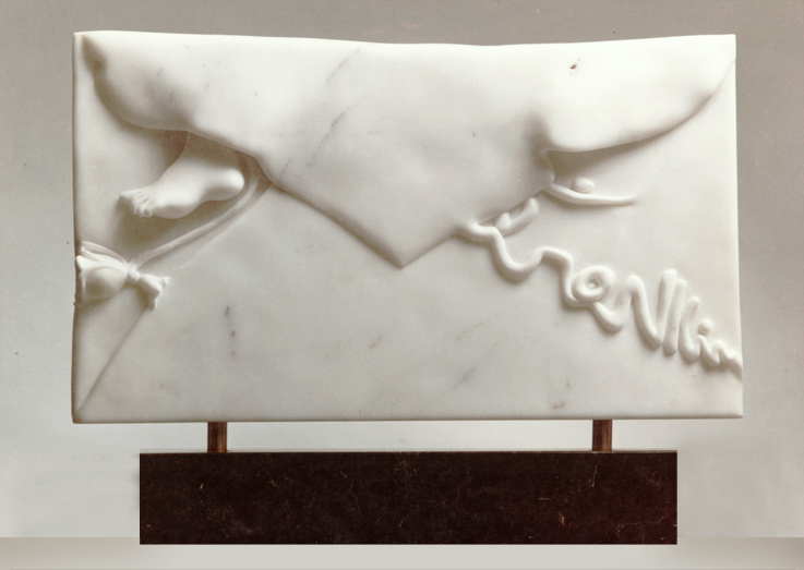 silvina-spravkin-Pietrasanta-Air-Mail-Retro-marmo-scultura